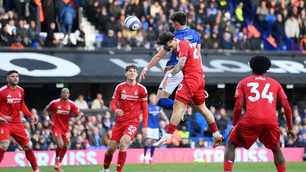 رقم قياسي في الفشل.. ناد إنجليزي يدخل تاريخ البريميرليج من "الباب الخلفي" nottingham forest.